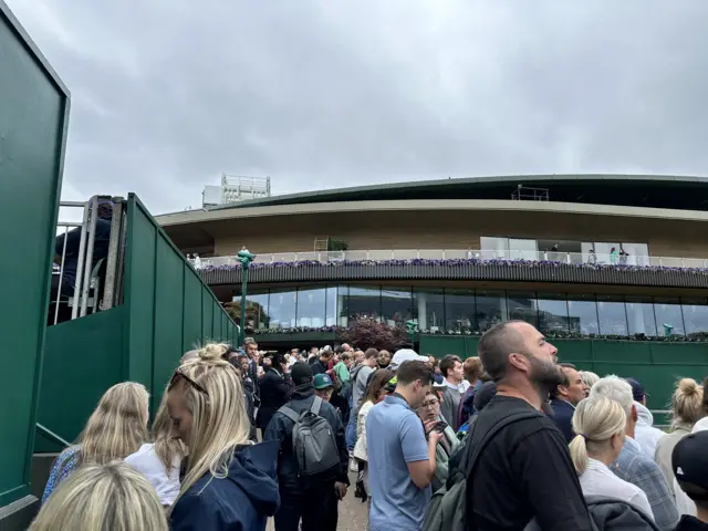 Queues outside court 15