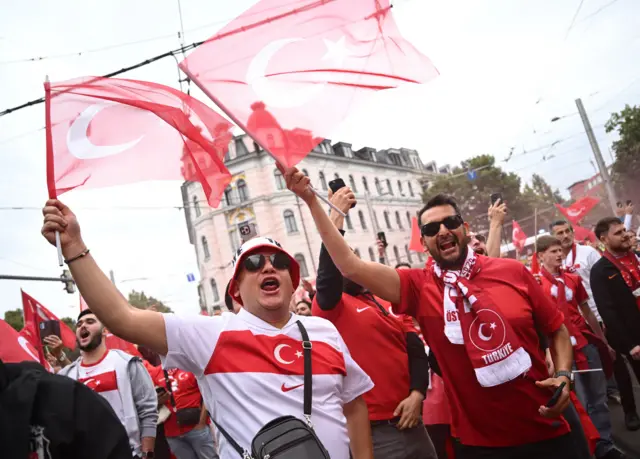 Turkey fans