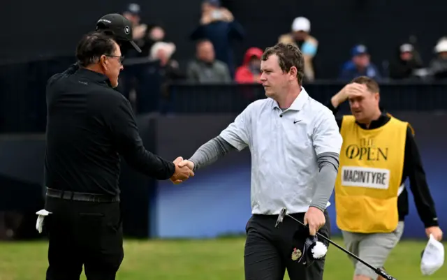 Phil Mickelson (left) and Robert MacIntyre (right)