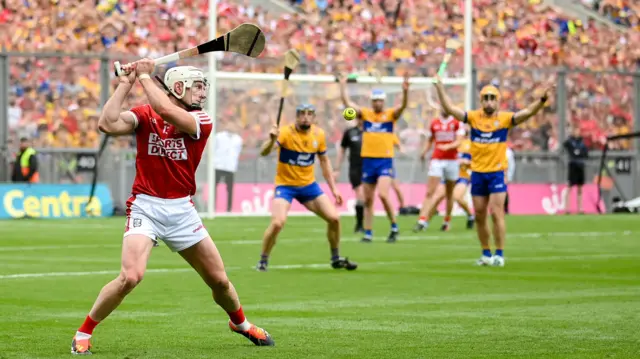 Patrick Horgan points the free which ensured extra-time at Croke Park