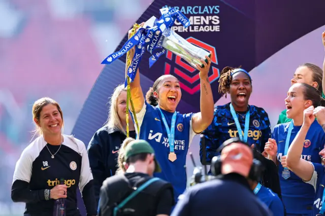 Chelsea attacker Lauren James lifting WSL title