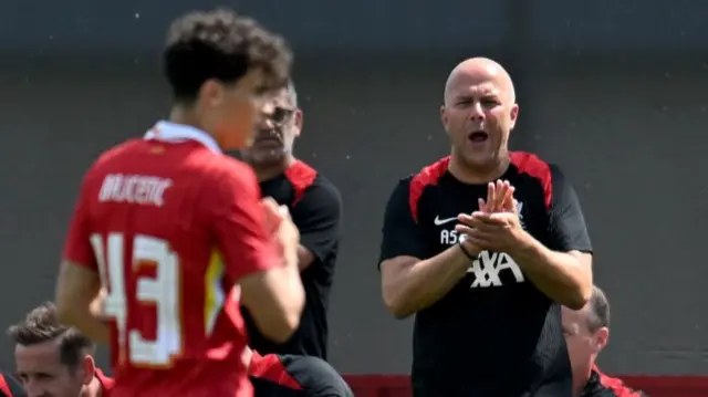 Arne Slot issues guidance from the touchline as his Liverpool side lose to Preston