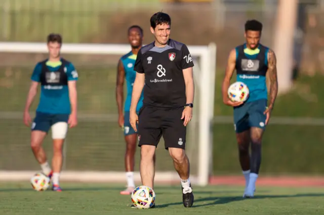 Bournemouth manager Andoni Iraola