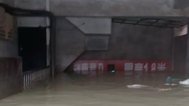 The flooded apartment complex in Kaohsiung.