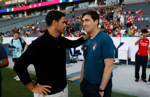 Bournemouth manager Andoni Iraola with Mikel Arteta in Los Angeles