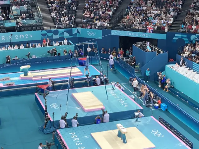 Harry Hepworth being cheered on by GB team-mates