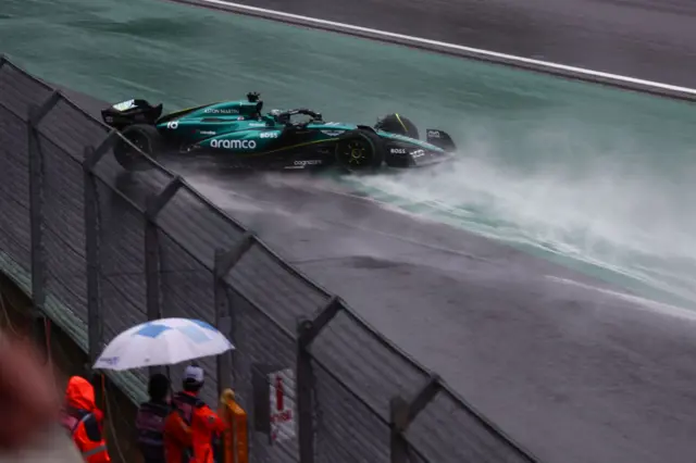 Lance Stroll crashes in third practice