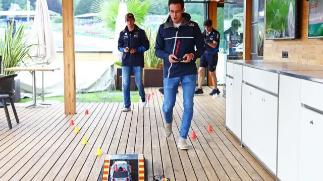 Remote control car race