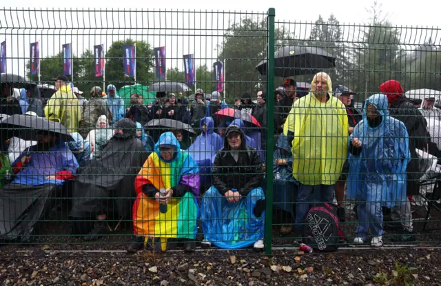 Fans in the rain at Spa