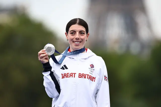 Team GB's Anna Henderson with her Olympic silver medal