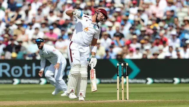 Josh Da Silva is hit by a Stokes bouncer on the bicep