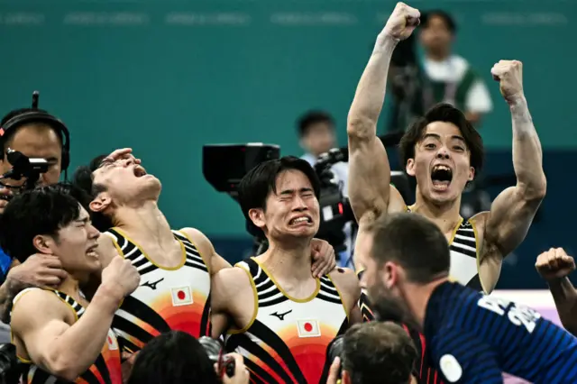 Japan Gymnastics celebrate