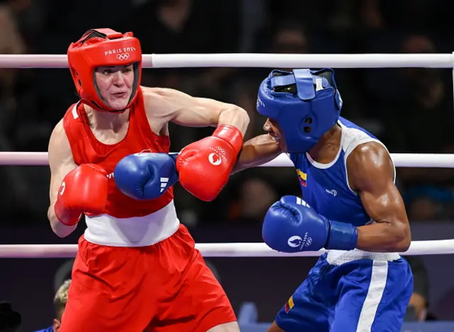 Kellie Harrington of Team Ireland, left, and Angie Paola Valdes