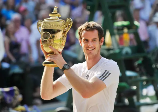 Andy Murray holds up the Wimbledon trophy in 2012