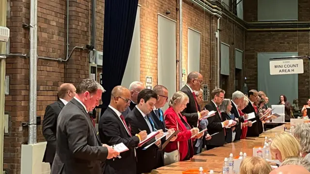 Part members at Swindon count