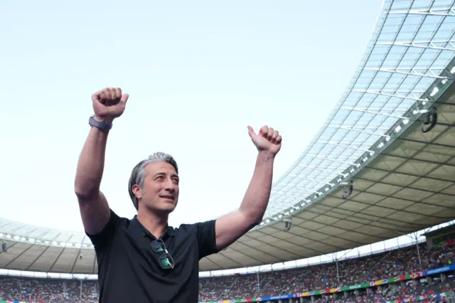 Murat Yakin, coach of Switzerland looks on during the UEFA EURO 2024 round of 16 match between Switzerland and Italy at Olympiastadion on June 29