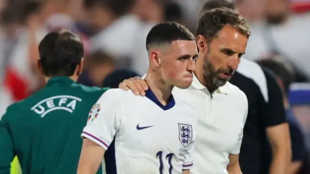 Phil Foden and Gareth Southgate