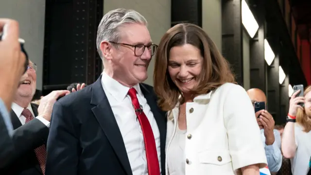 Keir Starmer with his wife Vic