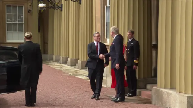 Sir Keir Starmer leaves Buckingham Palace