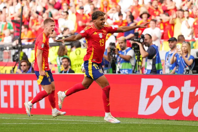 Lamine Yamal of Spain celebrates after Dani Olmo