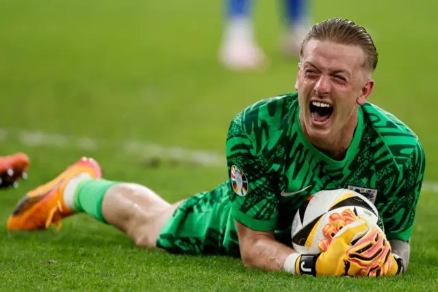 Jordan Pickford, Goalkeeper of England celebrates after winning the UEFA EURO 2024 round of 16 match between England and Slovakia at Arena AufSchalke on June 30, 2024 in Gelsenkirchen, Germany