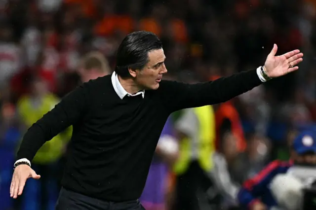 Vincenzo Montella gestures