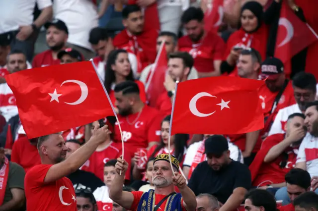 Turkey fans