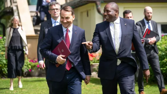 Polish foreign mknister Radoslaw Sikorski and UK Foreign Secretary David Lammy