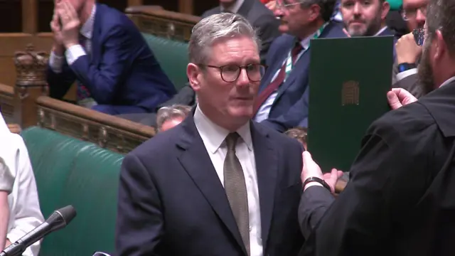 Keir Starmer being sworn in