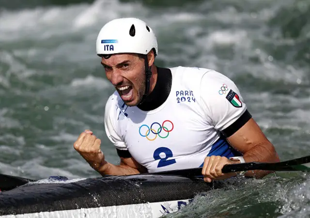 Giovanni de Gennaro of Team Italy celebrates