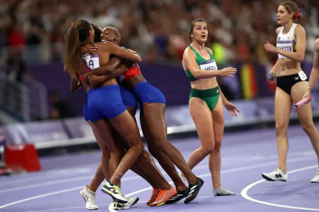 USA players celebrate