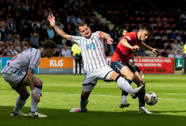 Can Dunfermline find a way back against Falkirk?