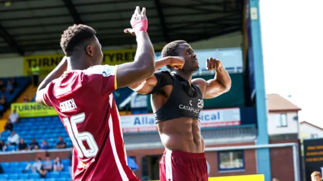 FT: Kilmarnock 0-3 St Johnstone