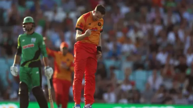 Adam Milne of Birmingham Phoenix celebrates taking the wicket of Alex Davies of Southern Brave during The Hundred Eliminator match between Birmingham Phoenix Men and Southern Brave Men