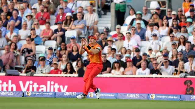 Sean Abbott of Birmingham Phoenix catches James Vince of Southern Brave during The Hundred Eliminator match between Birmingham Phoenix Men and Southern Brave Men