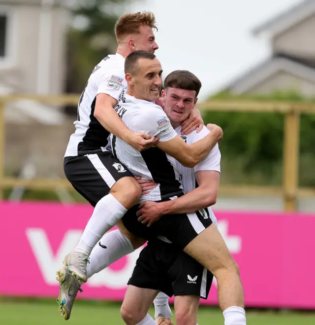 Glentoran celebrate