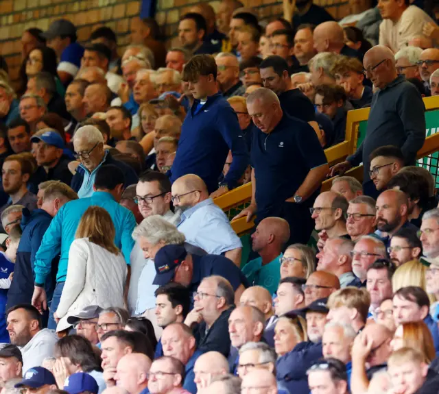 Everton fans leave the match early as their team trail