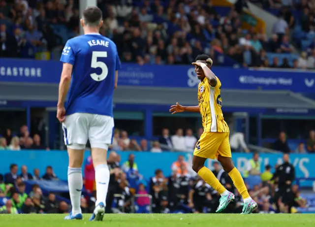 Adingra celebrates his goal for Brighton