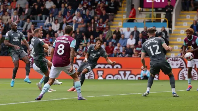 Luca Koleosho scores for Burnley