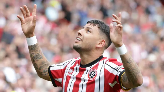 Gus Hamer celebrates his goal