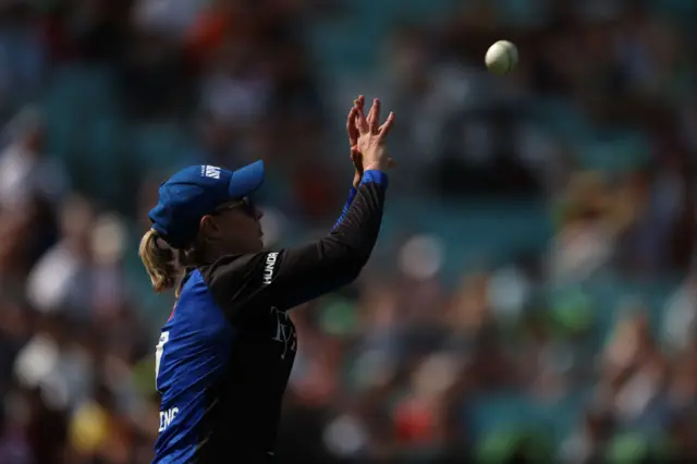 Meg Lanning of London Spirit catches Marizanne Kapp of Oval Invincibles during The Hundred Eliminator match between Oval Invincibles Women and London Spirit Women