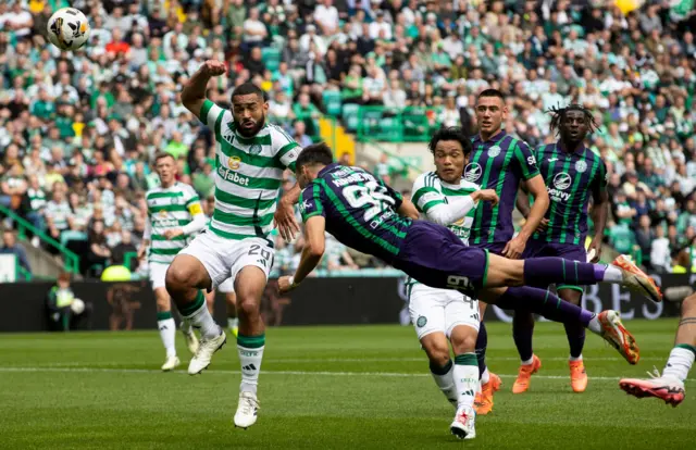 Hibs' Mykola Kuharevich scores