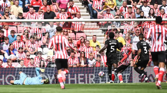 Eliezer Mayenda of Sunderland scores their fourth goal against Sheffield Wednesday