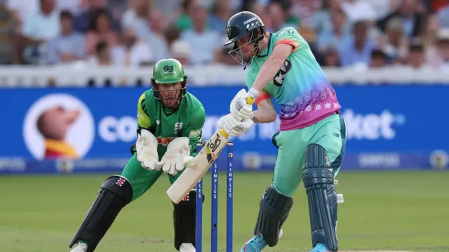 Oval Invincibles' Jordan Cox batting during The Hundred Men's Final