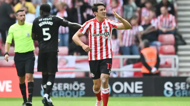 Luke O'Nien celebrates scoring for Sunderland