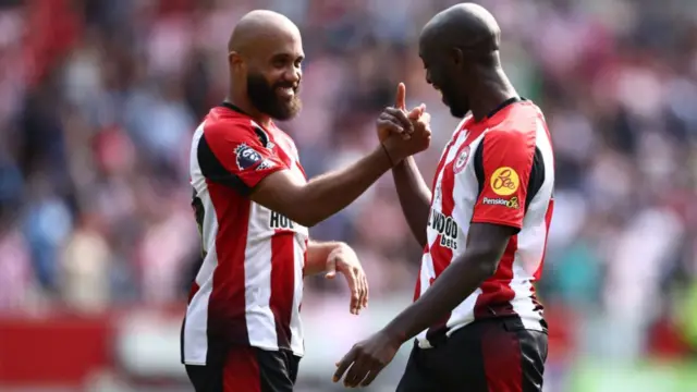 Brentford's Bryan Mbeumo and Yoane Wissa celebrate