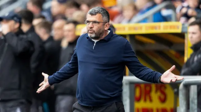 Queen's Park manager Callum Davidson during a William Hill Championship match between Falkirk and Queen's Park at the Falkirk Stadium, on August 02, 2024, in Falkirk, Scotland. (Photo by Mark Scates / SNS Group)