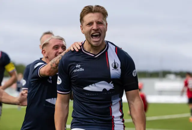 Falkirk's Sean Mackie celebrates making it 2-1 during a William Hill Championship match between Falkirk and Queen's Park at the Falkirk Stadium, on August 02, 2024, in Falkirk, Scotland. (Photo by Mark Scates / SNS Group)