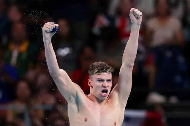 Leon Marchand of Team France celebrates