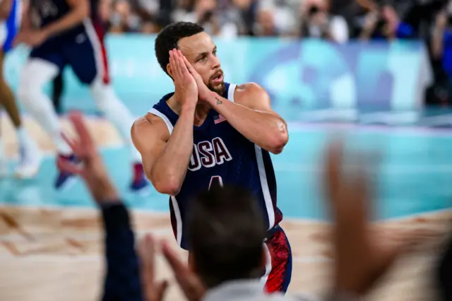 Steph Curry's "night night" celebration in the gold medal match of the Olympics